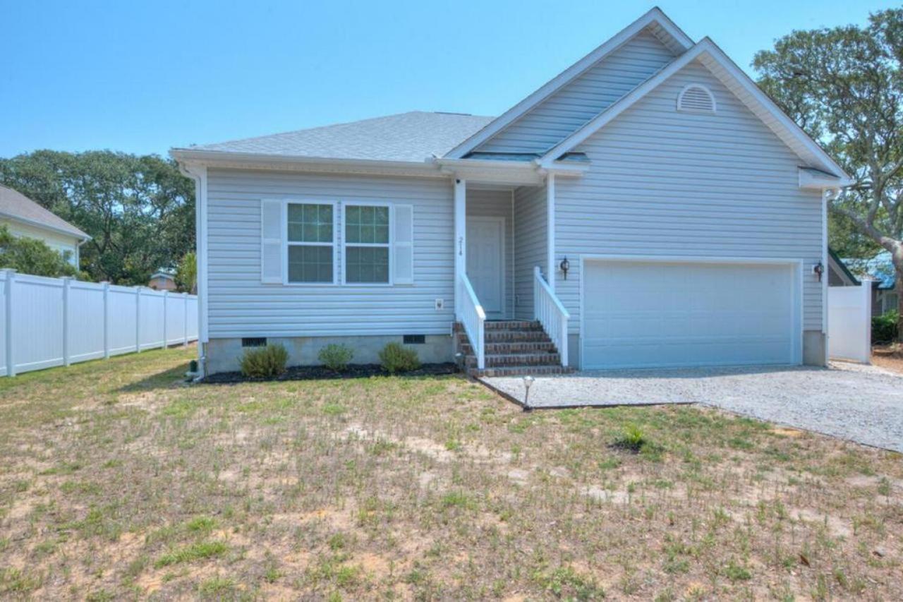 Villa Shrimp On The Barbee Oak Island Exterior foto